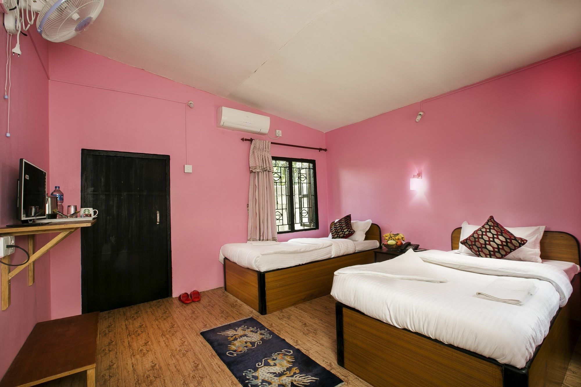 Sauraha Nana Hotel Eksteriør billede