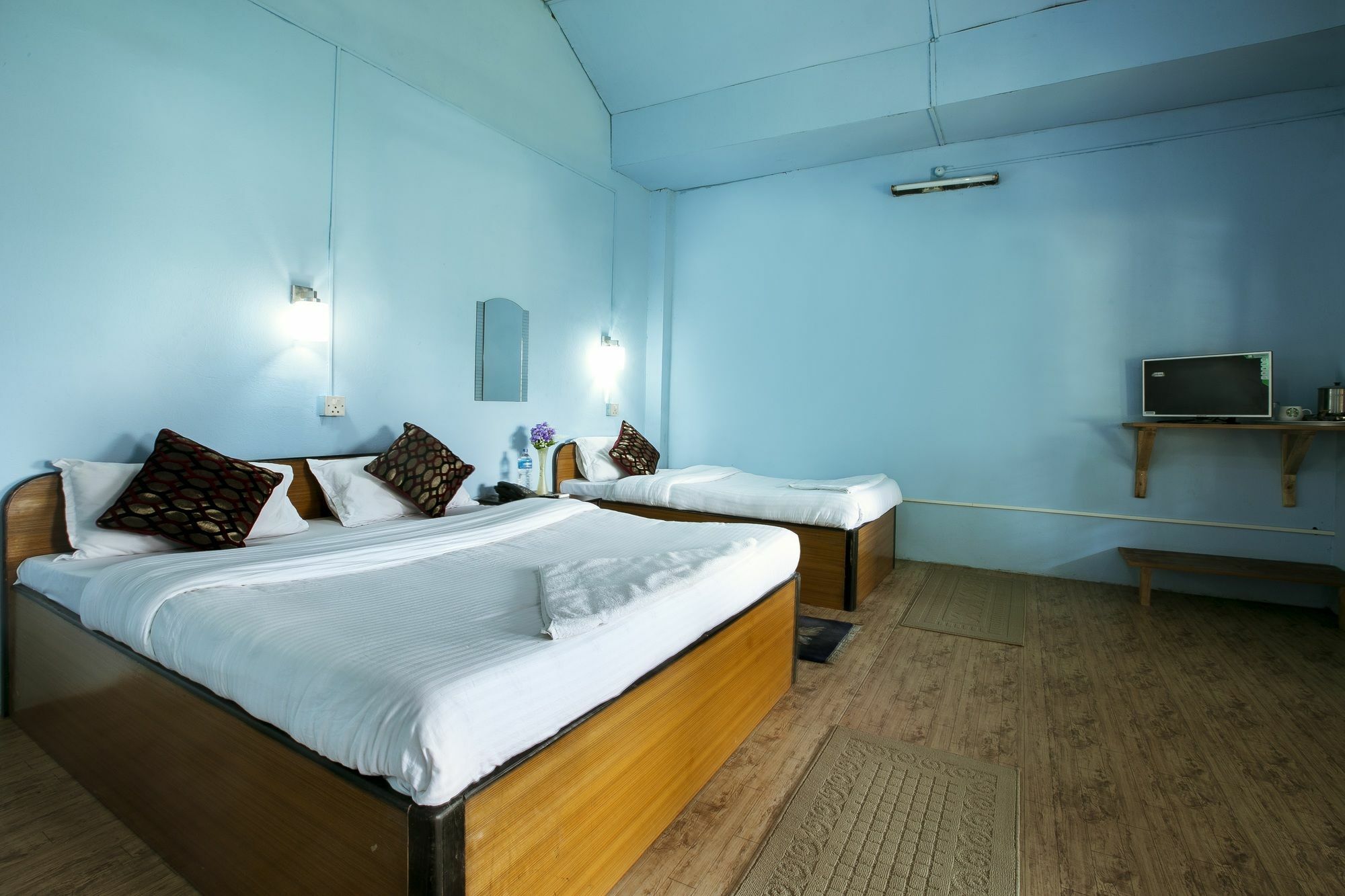 Sauraha Nana Hotel Eksteriør billede